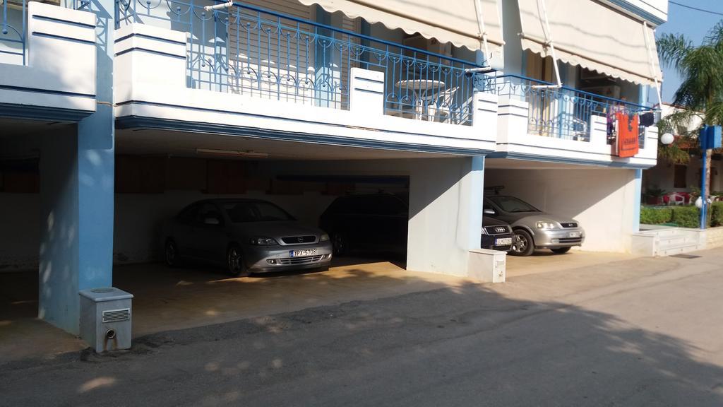 La Fontaine Apartments Kandia Exterior photo